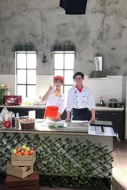 Mystery Restaurant Q Season 1