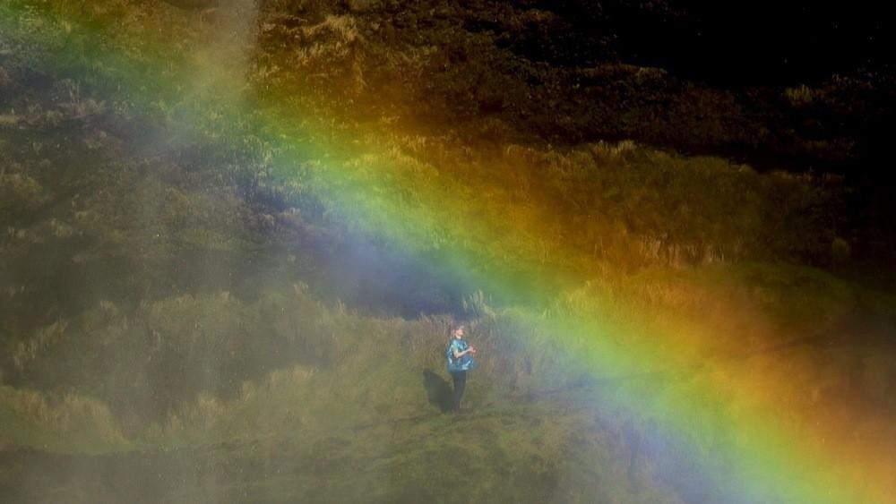 물의 진동 속으로