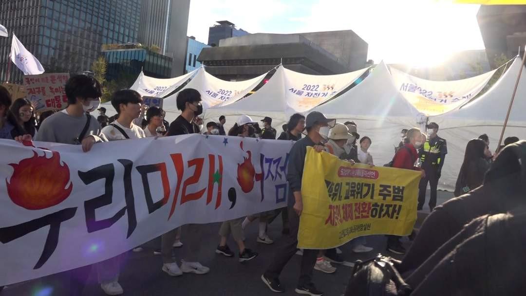 밟힌 새싹의 외침