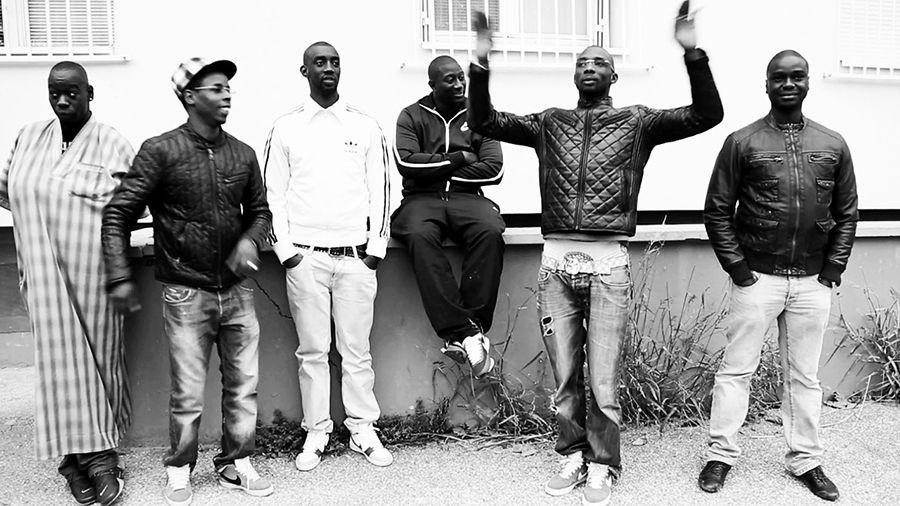 사그라드는, 사그라들지 않는