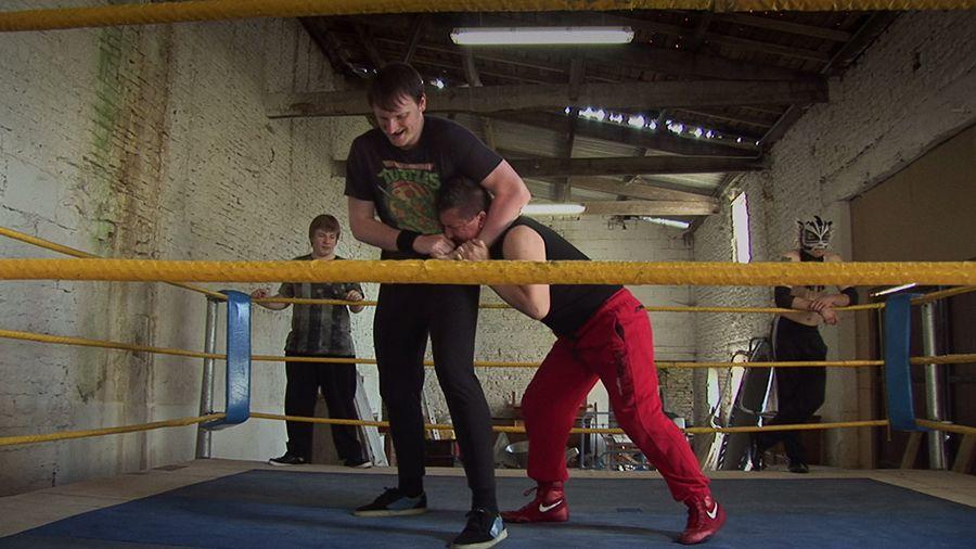 저질 체력 청년의 레슬링 도전기