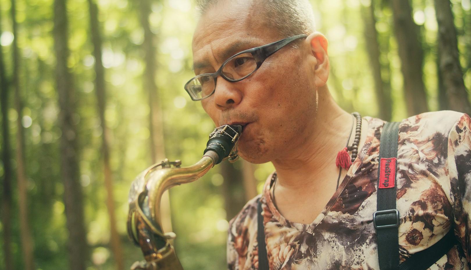 색소폰 연주자 타케우치 나오