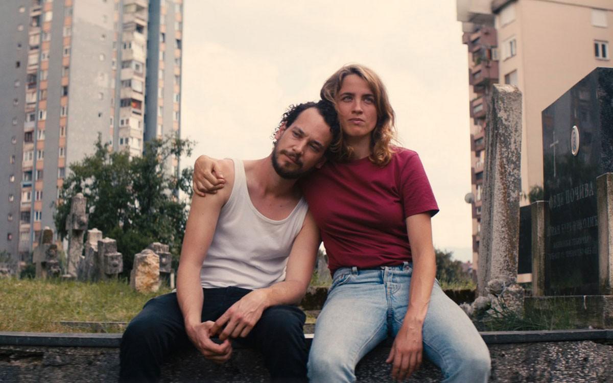 영웅은 죽지 않는다