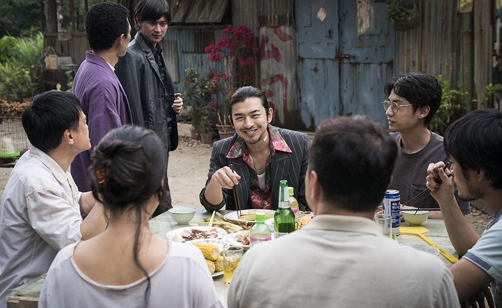 속거나 속이거나