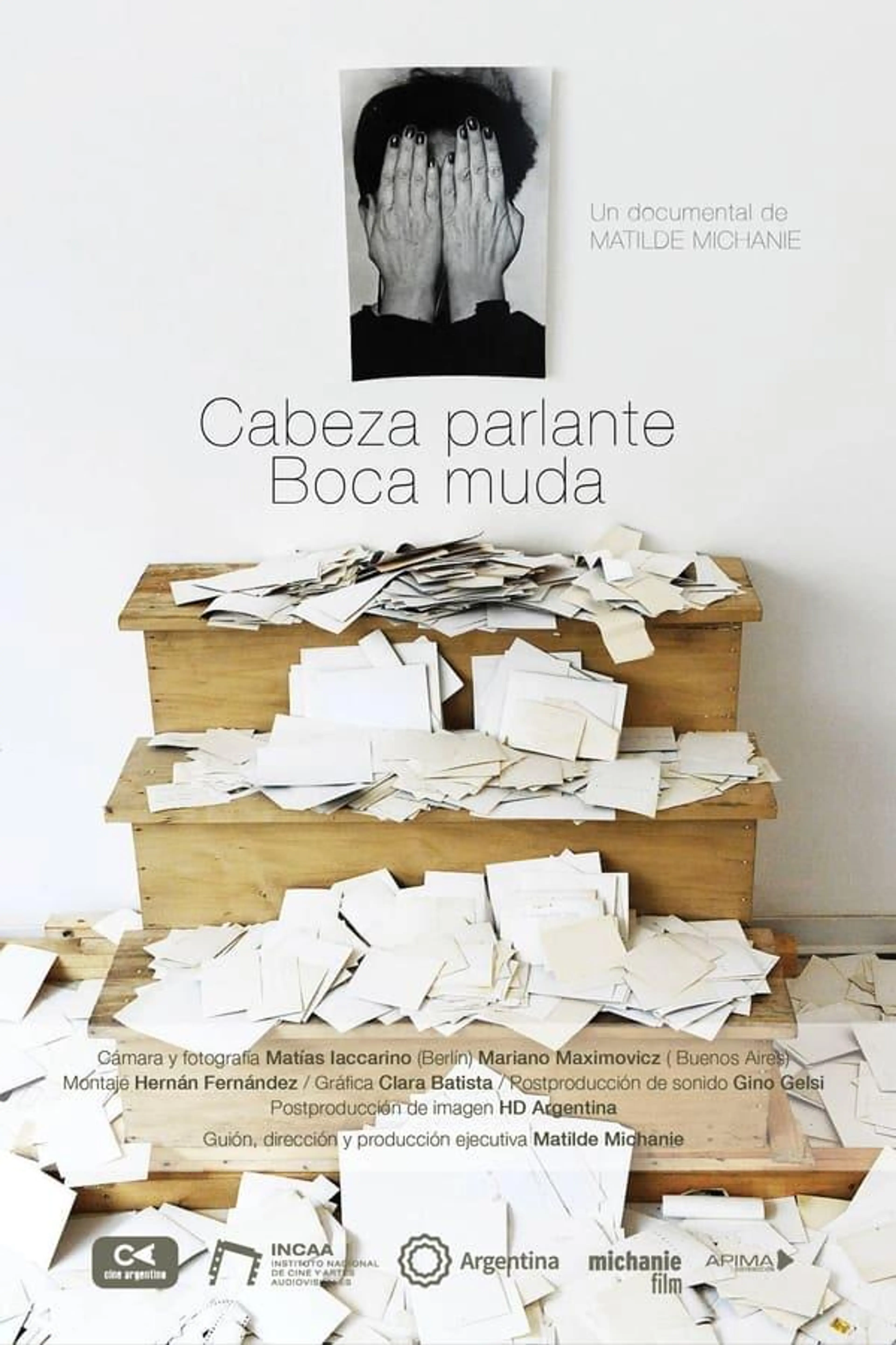 Cabeza parlante boca muda
